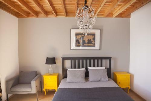 �gua de Alto Main House