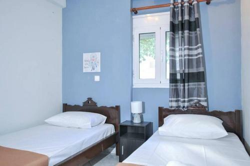 'panos' Comfy Apartment Near City Center