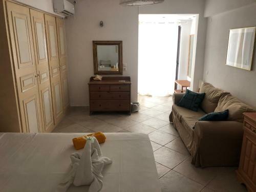 Villaparadiso Beach Front Villa