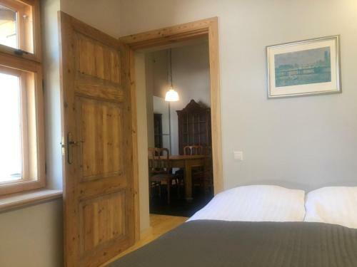 Sisters Beach Apartments