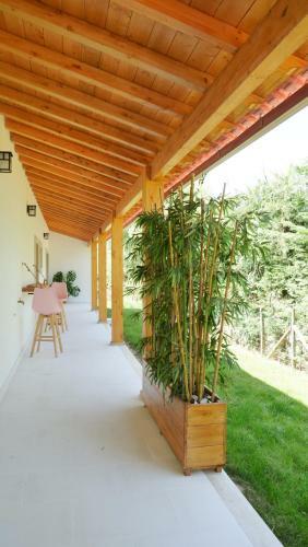 Apartamento Casa Jasmim, Quinta Carmo - Alcoba�a/nazar�