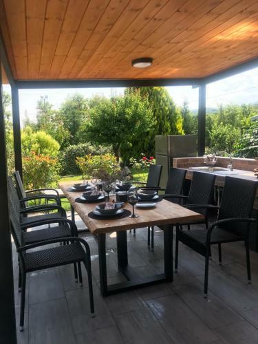 Terra Holiday Homes-marigold