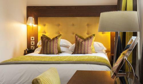 Trout Hotel