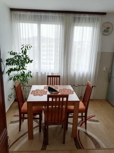 Apartman Lena