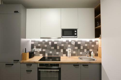 Comfy 2 Room Apartment - Free Parking - 350mbps Wifi - Netflix