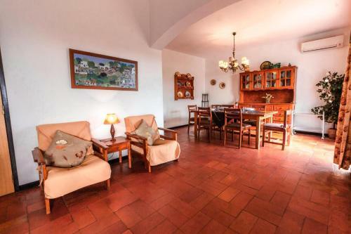 Villa 300m From Beach