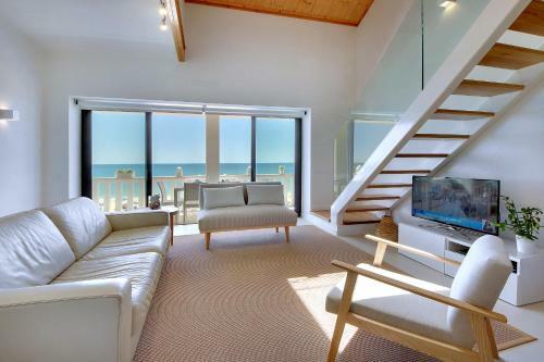 Villa Casa P� Na Areia- Unique Spot- Beach Front