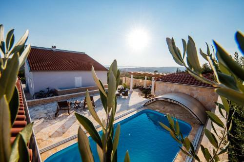 Villa Silence