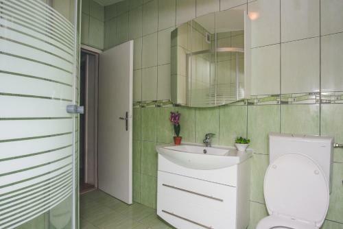 Villa Holiday Home Stri?nja W/ Sea View