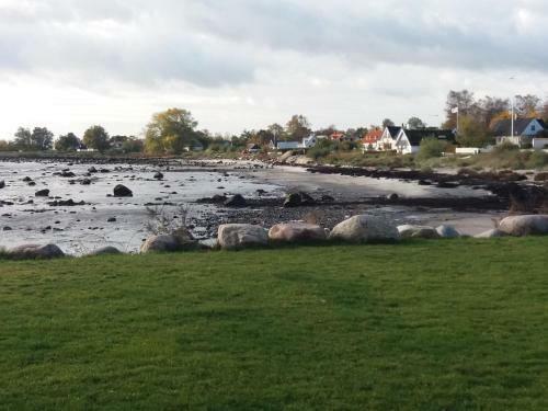 Strandhuset B&B I Abbek�s