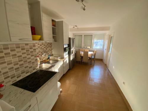 Apartamento Bajina Basta / Ma?ta