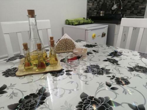 Apartments Ivanovic Bb