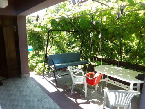 Apartments Ivanovic Bb