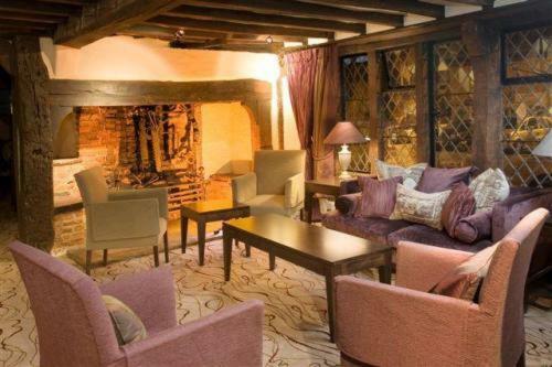 Posada Kings Arms Hotel