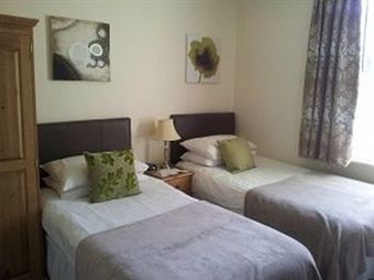 Hostal Boyne House Guest House