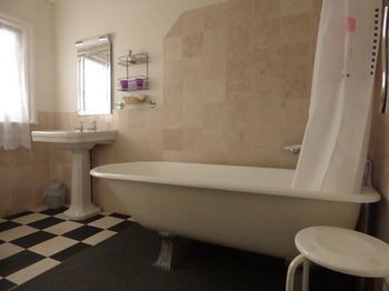 Hostal Brayscroft House