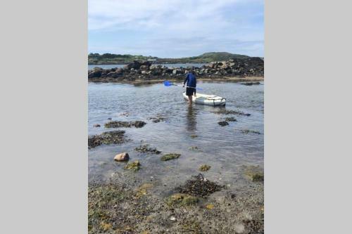 Spacious Seaside Apartment 3km From Clifden