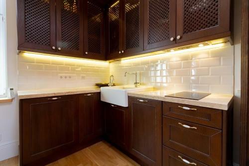 Royal Jono St. Apartment
