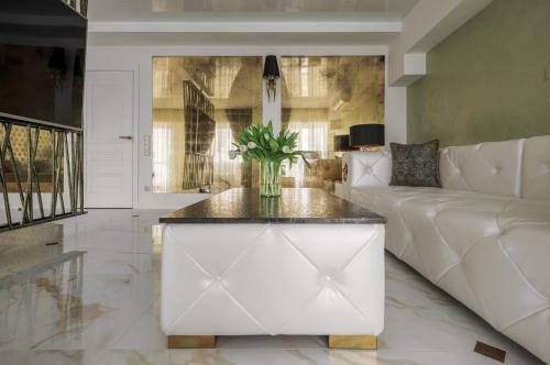 Prestige Jacuzzi Apartment