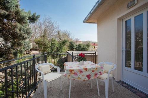 Apartments By The Sea Klimno, Krk - 16577
