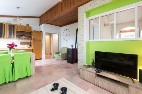 Mediterranean Villa Azul With Private Swimming Pool And Jacuzzi