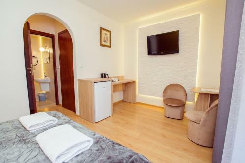 Bed & Breakfast Le?ny Dworek