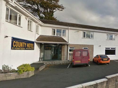 Hostal County Hotel