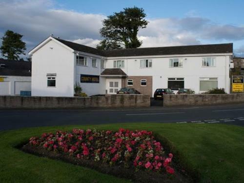 Hostal County Hotel