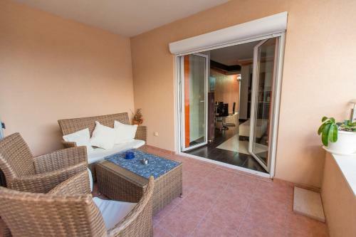 Lamela Brilliant Apartment