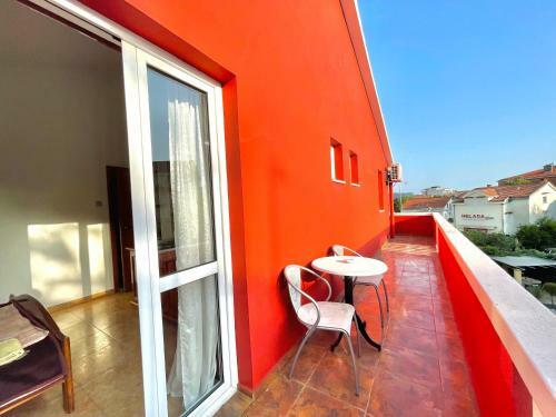 Hostal Vila L Budva