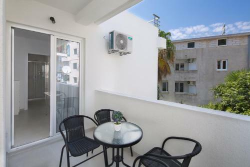 Mediterraneo Apartments Budva