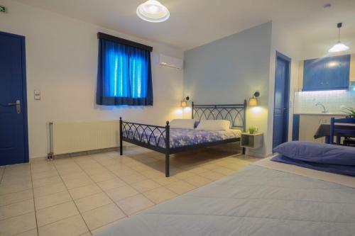 Myrto Apartments