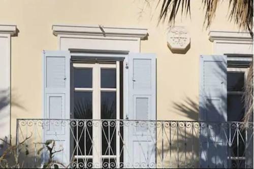 Villa Palm Mansion
