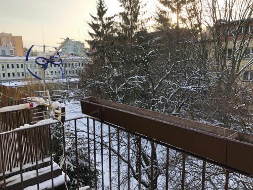 Cr Apartament ?cis?e Centrum Aleja Bluesa