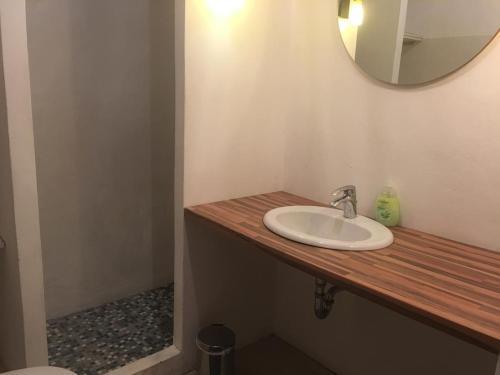 Apartments By The Sea Brela, Makarska - 16950