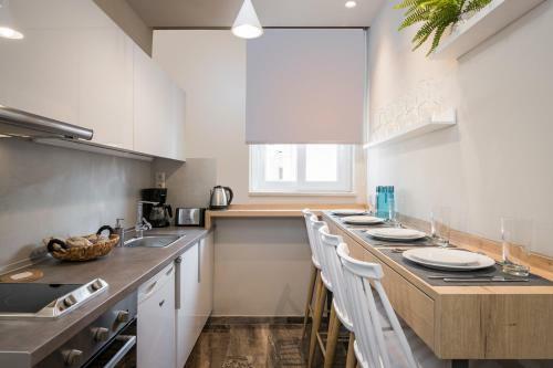 Sun Ray Luxury Apartments