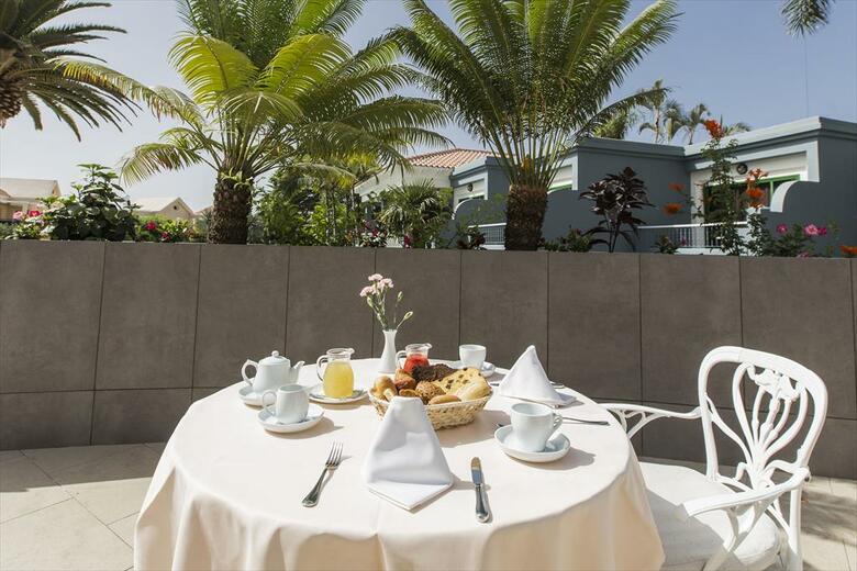 Hotel Col�n Guanahan� Adults Only