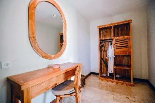 Hotel Pertiwi Resort & Spa