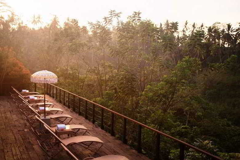 Hotel Kamandalu Resort & Spa