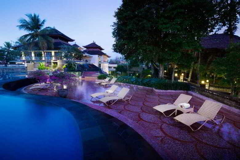 Hotel Kamandalu Resort & Spa