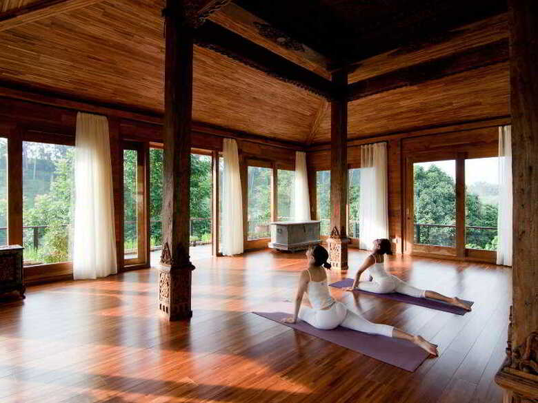 Hotel Kamandalu Resort & Spa