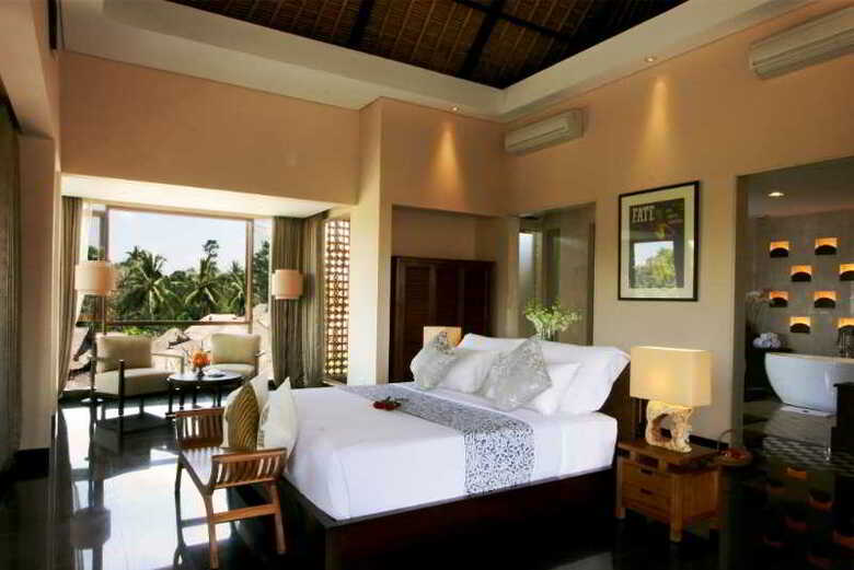 Hotel Kamandalu Resort & Spa