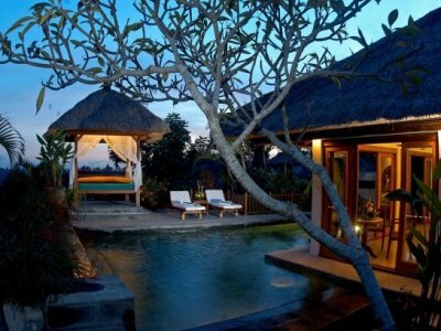 Hotel Kamandalu Resort & Spa