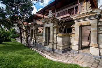 Hotel Champlung Sari