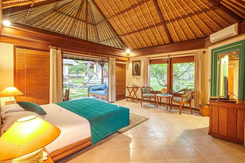 Hotel Puri Bagus Lovina