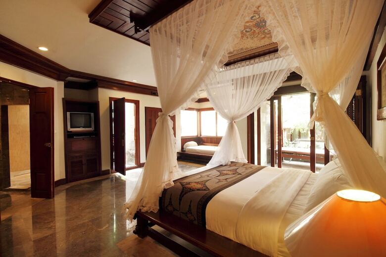 Hotel Grand Balisani Suites