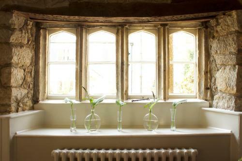 Hostal Bridgehouse