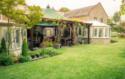 Hostal Bridgehouse