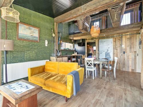 Homey Bungalow In Callantsoog With Terrace
