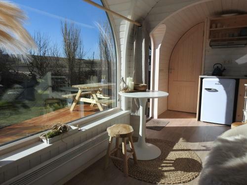 Tiny House de Boet, In de Natuur Op 450 Meter Van Het Strand